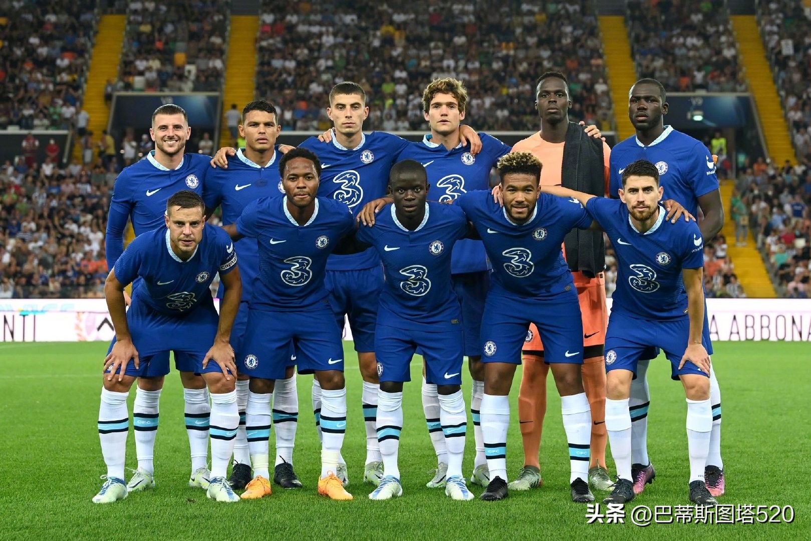 并试图通过 并试图通过