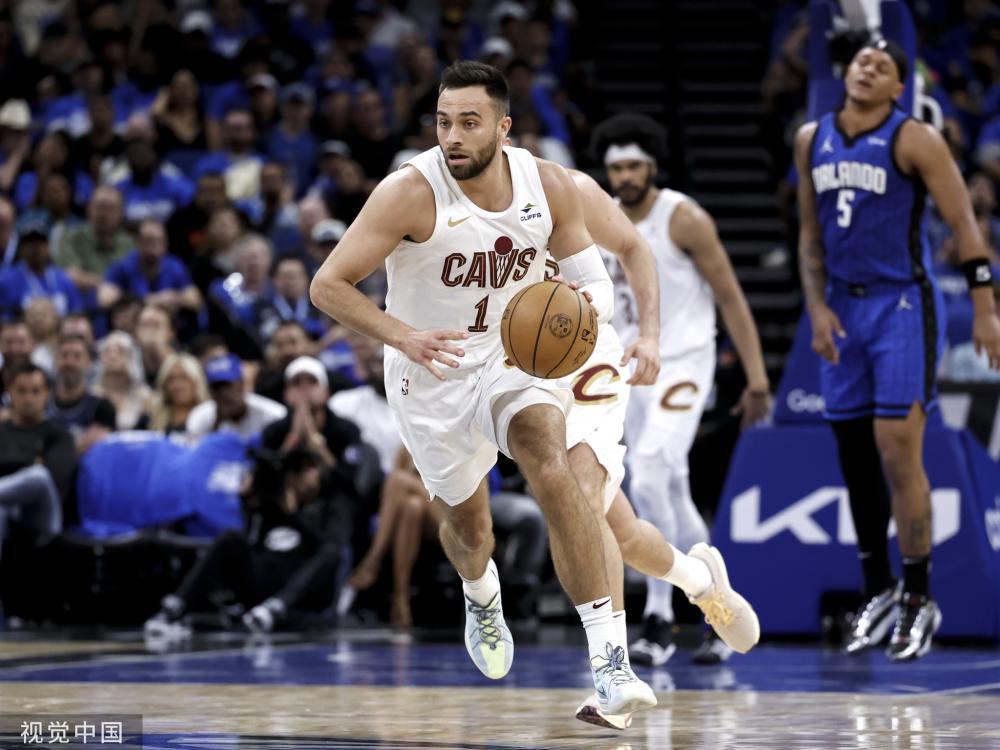 深切关怀 深切关怀